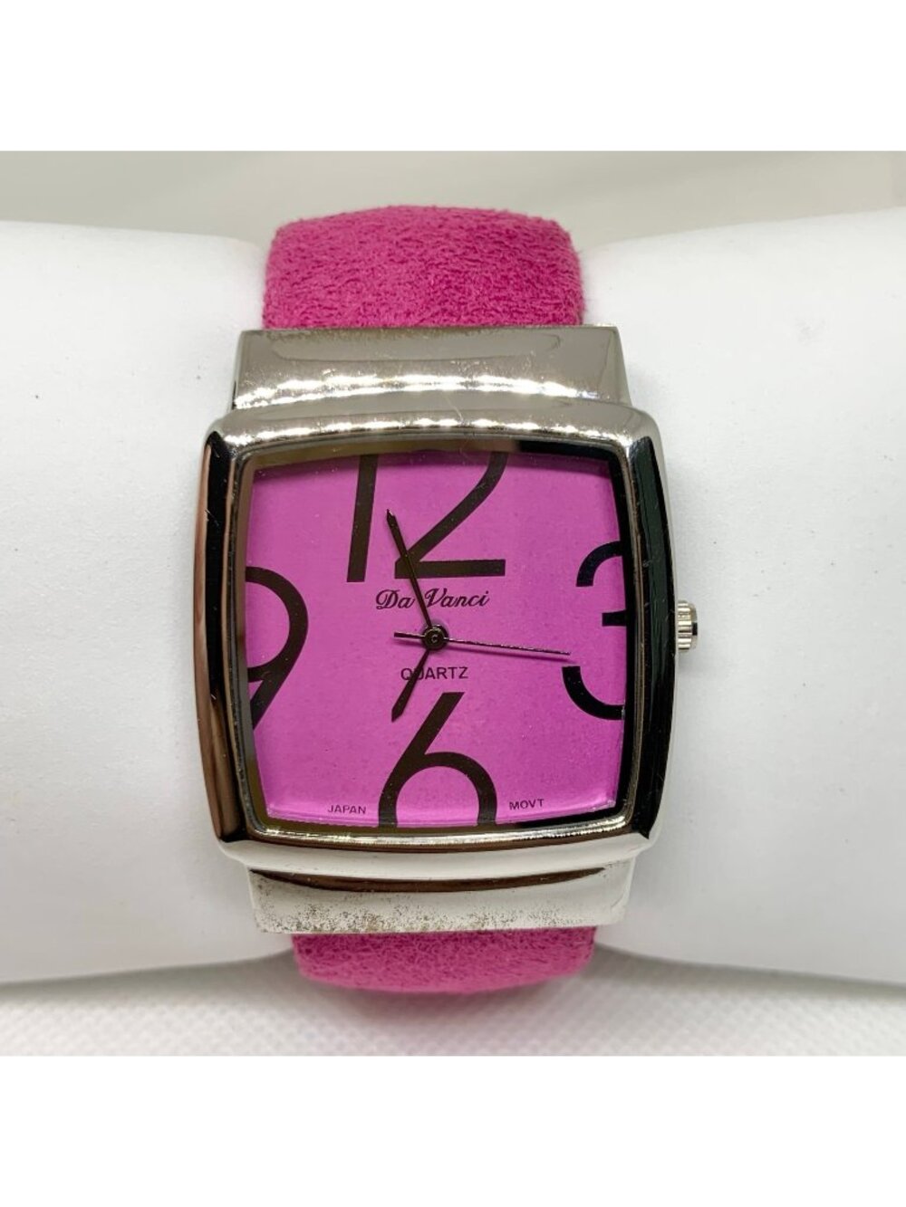 Da vanci Quartz Women's Watch Pink Face Silver tone cuff Band 35mm 6.5” running